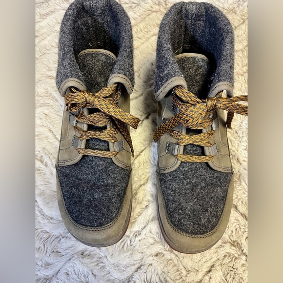 CHACO Waterproof Leather Barbary Boots Lace Up Outdoor Rain Winter 
Size 8.5 - Picture 2 of 10